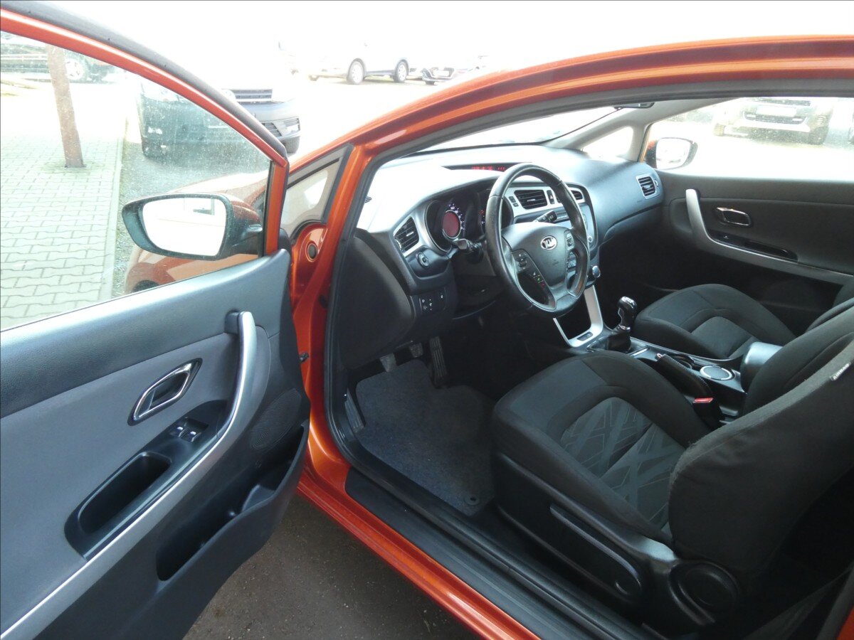 KIA Ceed Hatchback 1,6 l 996 kw