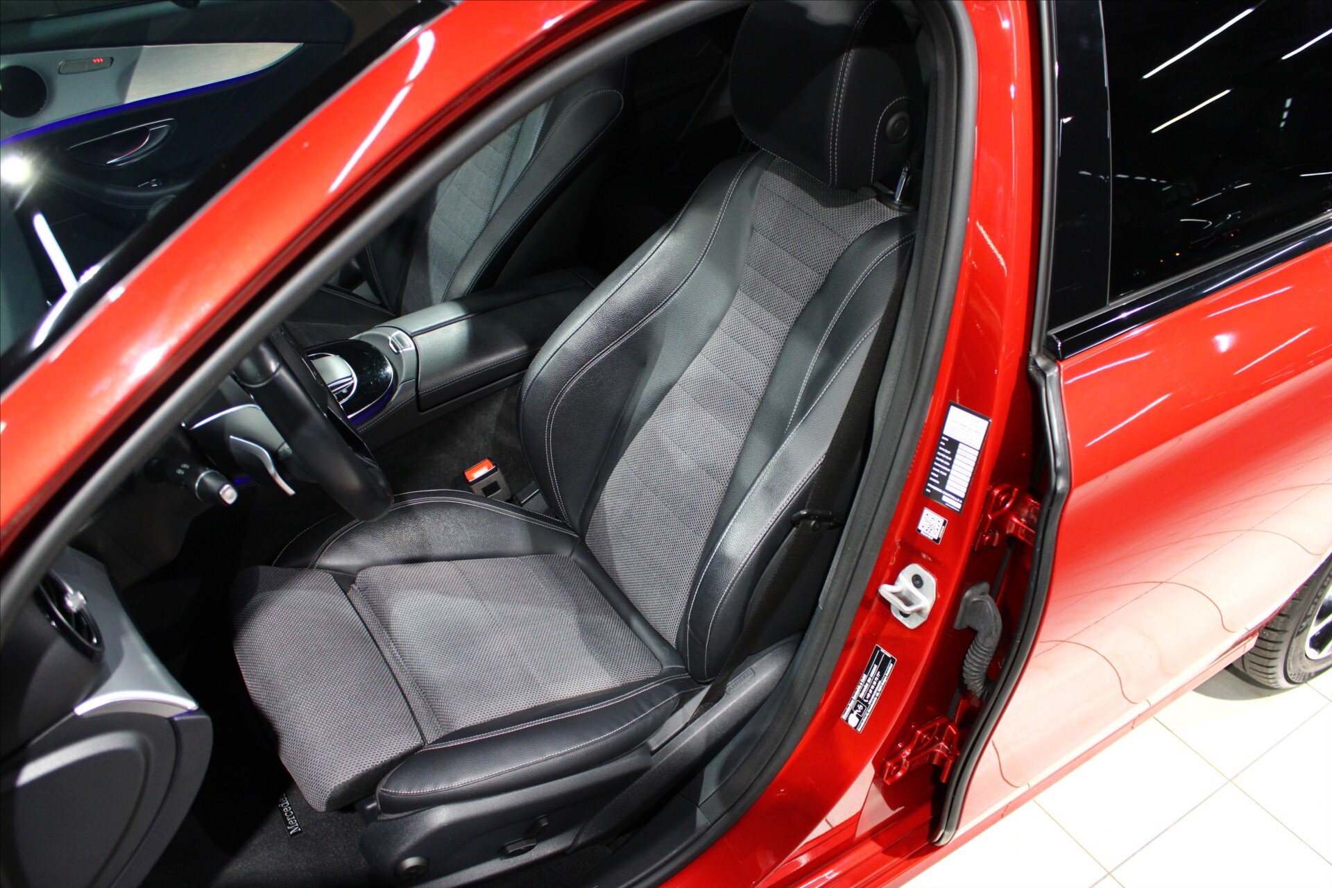 Mercedes-Benz Třídy E Kombi 2,0 l 195 kw