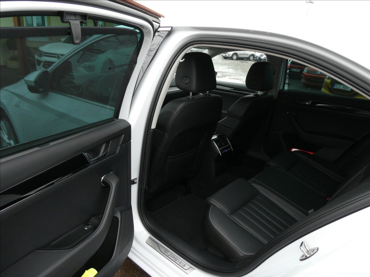 Škoda Superb Sedan / Limuzína 2,0 l 110 kw