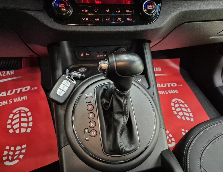 KIA Sportage SUV / Terénní 2,0 l 120 kw