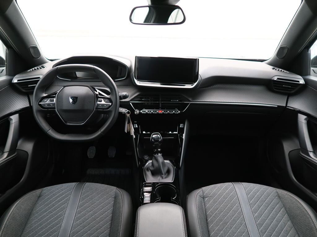 Peugeot 2008 SUV / Terénní 1,2 l 74 kw