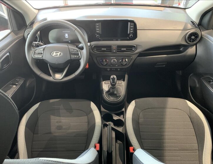Hyundai i10 Hatchback 998,0 46 kw