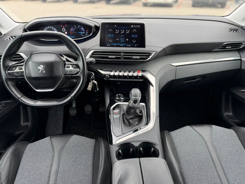 Peugeot 5008 SUV / Terénní 2,0 l 110 kw