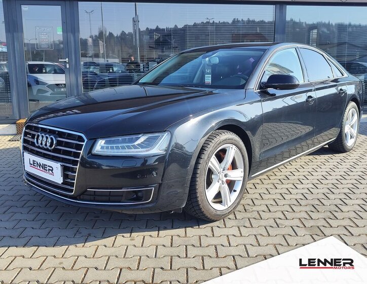 Audi A8 Sedan / Limuzína 3,0 l 190 kw