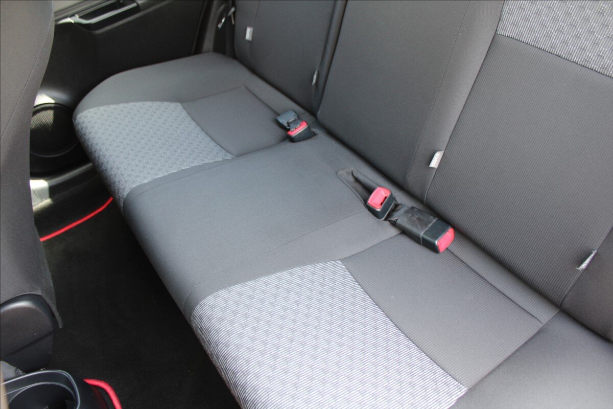 Toyota Yaris Hatchback 1,3 l 73 kw