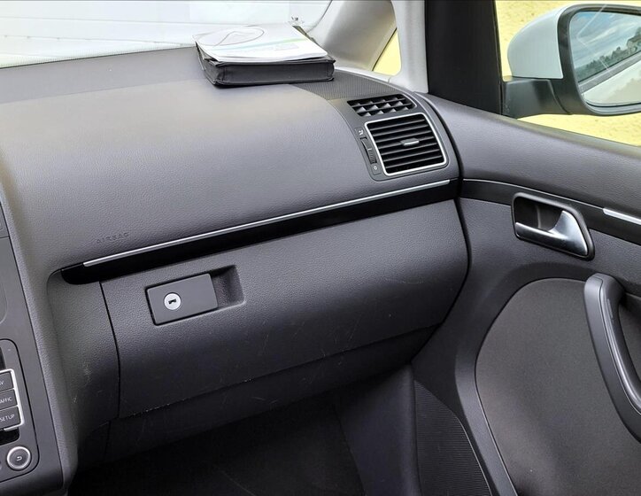 Volkswagen Touran MPV 1,4 l 103 kw