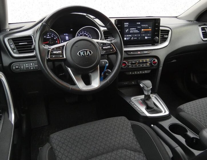 KIA Ceed 5