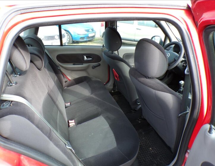 Renault Thalia Sedan 1,1 l 55 kw