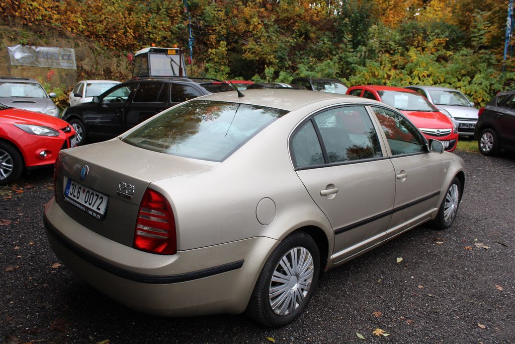 Škoda Superb