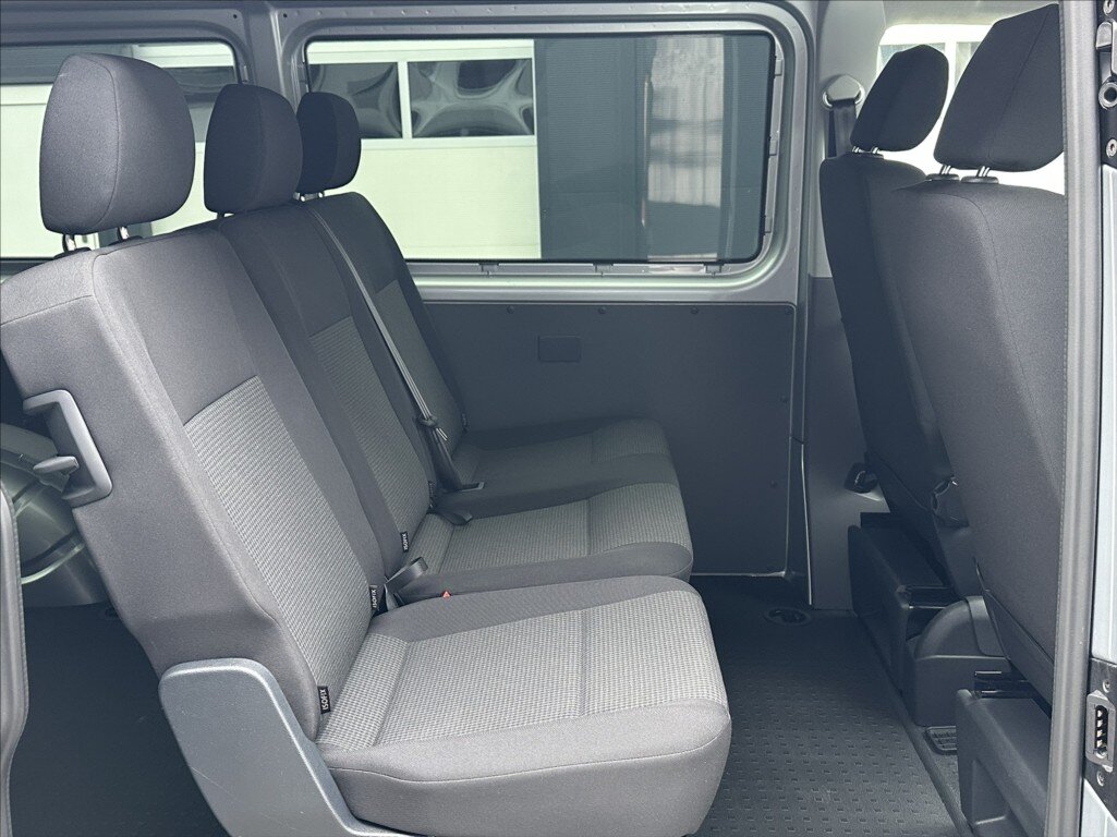 Volkswagen Transporter Kombi 2,0 l 110 kw