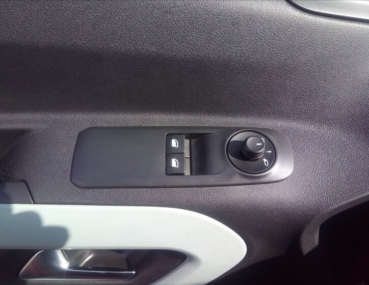 Citroën Berlingo MPV 1,5 l 75 kw