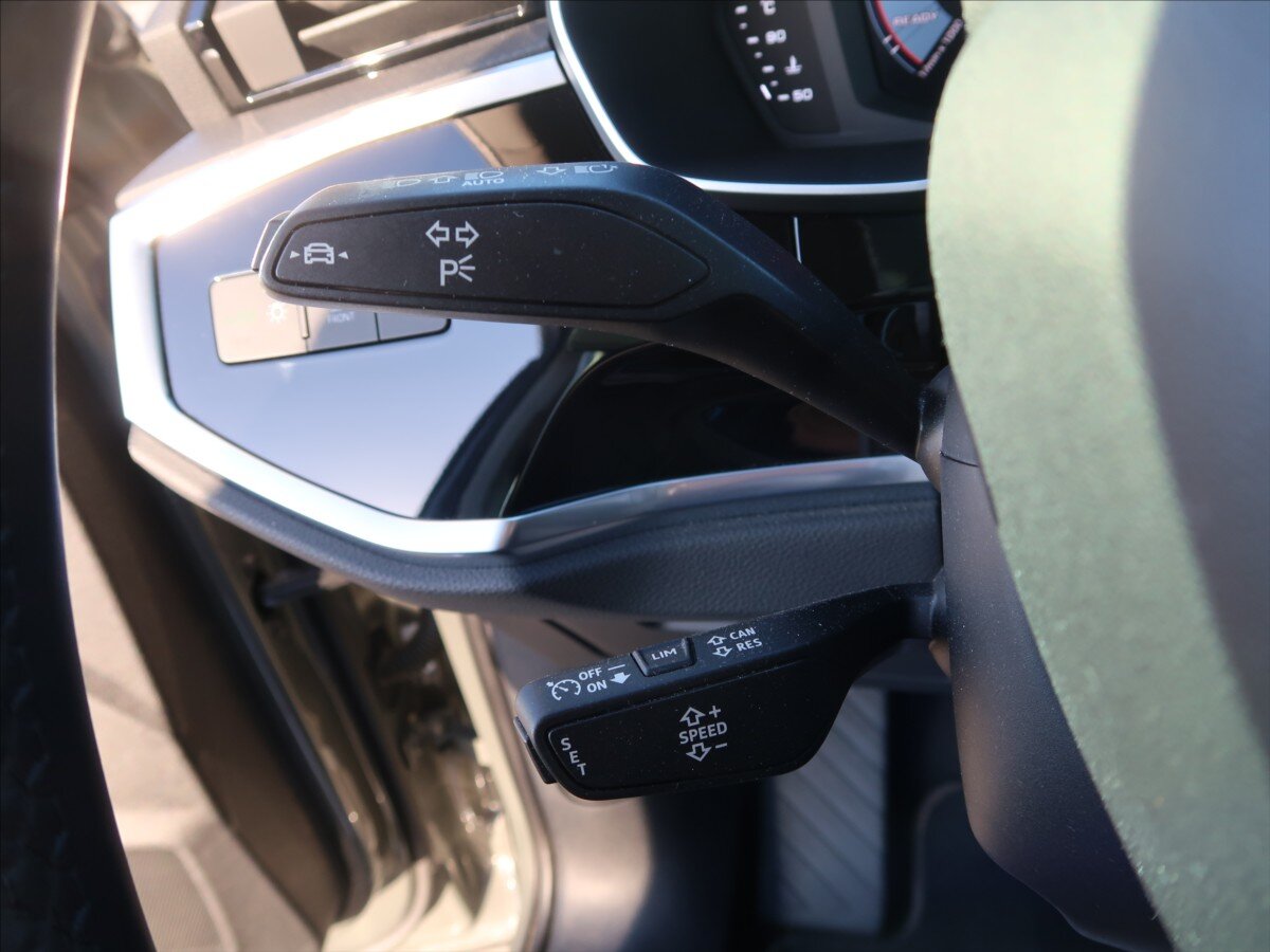 Audi Q3 SUV / Terénní 2,0 l 110 kw