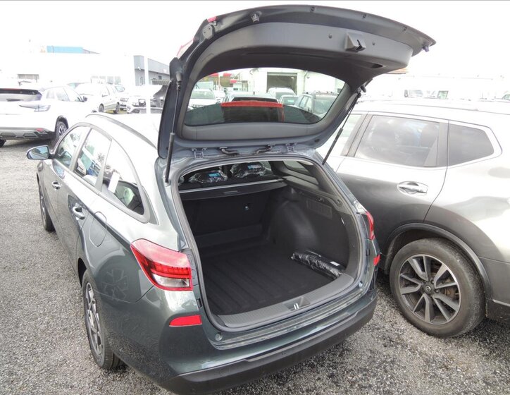 Hyundai i30 Kombi 1,5 l 70 kw