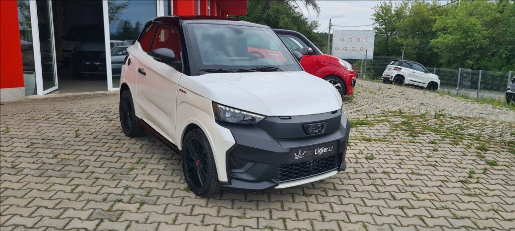 Ligier JS 50 Hatchback 499,0 6 kw