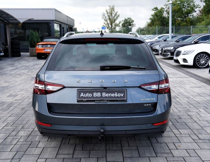 Škoda Superb 5
