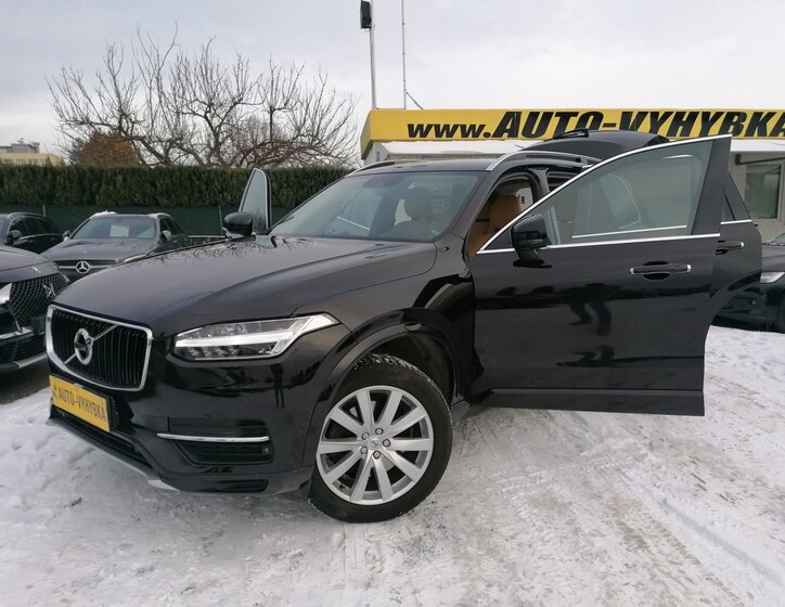 Volvo XC90 Kombi 2,0 l 165 kw