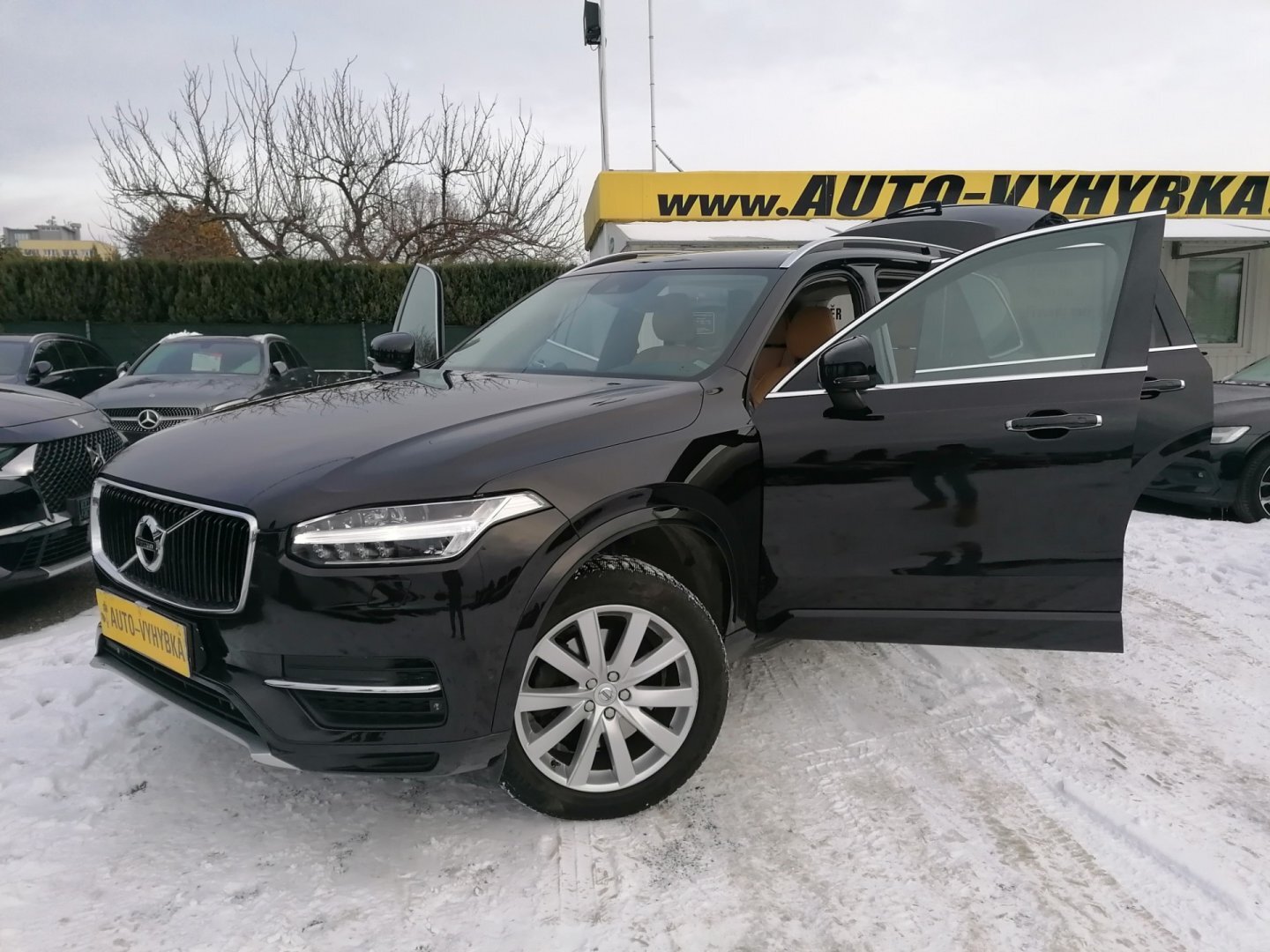 Volvo XC90 Kombi 2,0 l 165 kw