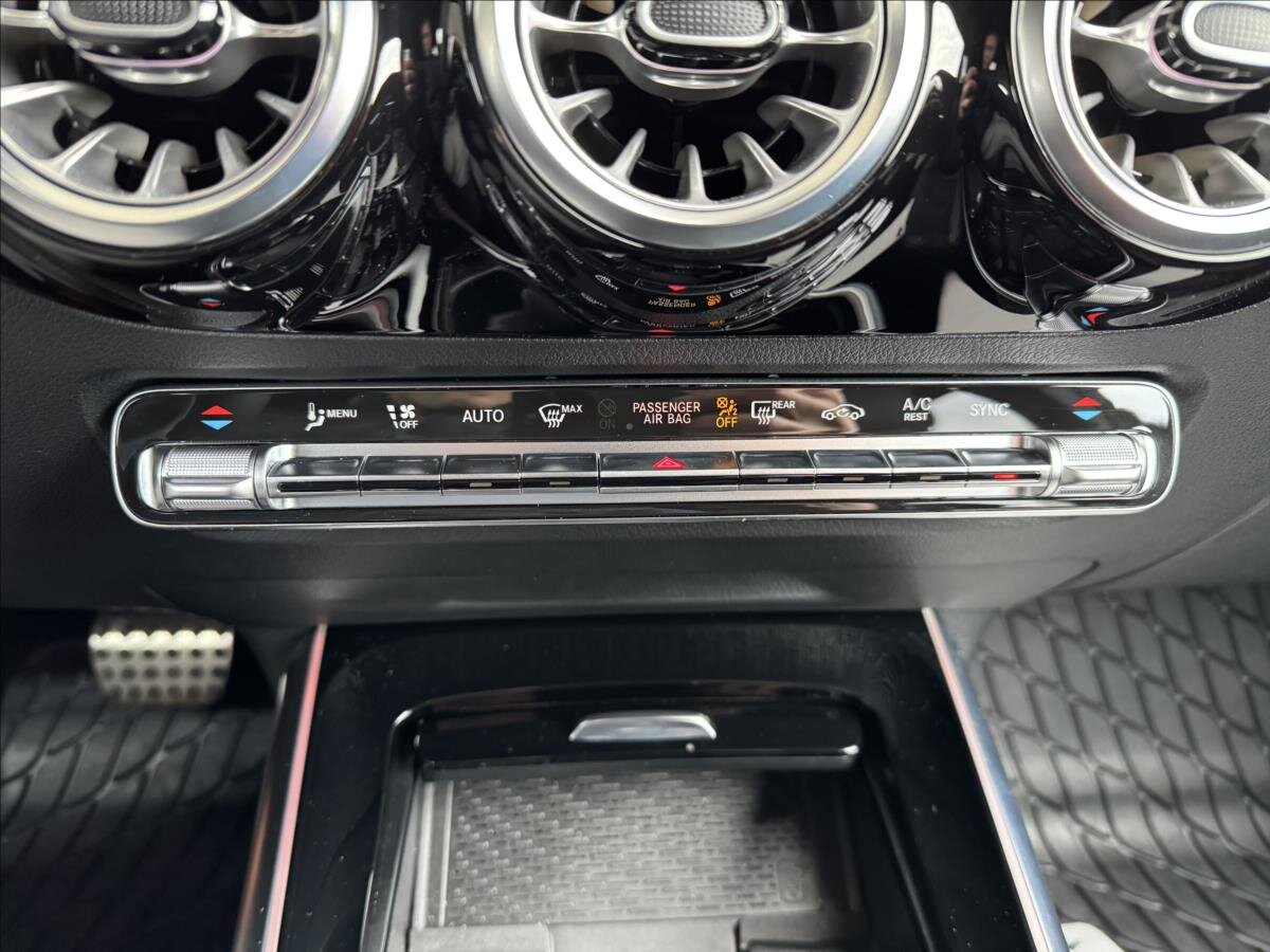 Mercedes-Benz GLA SUV 2,0 l 110 kw