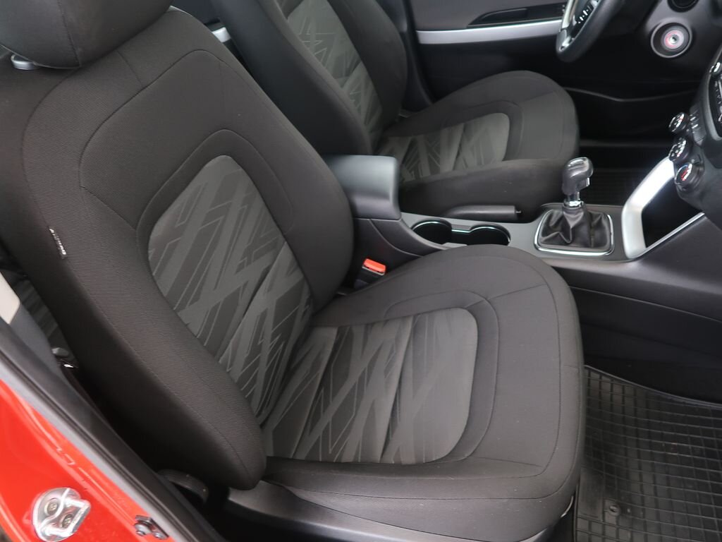 KIA Ceed Hatchback 1,4 l 73 kw