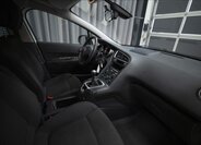 Peugeot 5008 MPV 1,6 l 88 kw