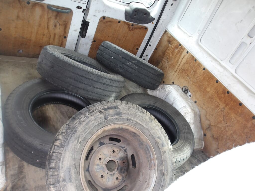 Ford Transit Skříň 2,4 l 103 kw