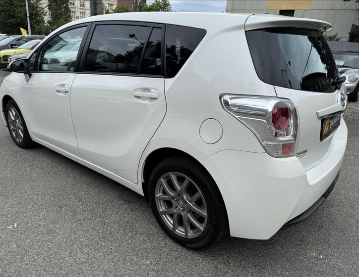 Toyota Verso MPV 2,0 l 91 kw