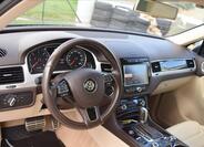 Volkswagen Touareg 16