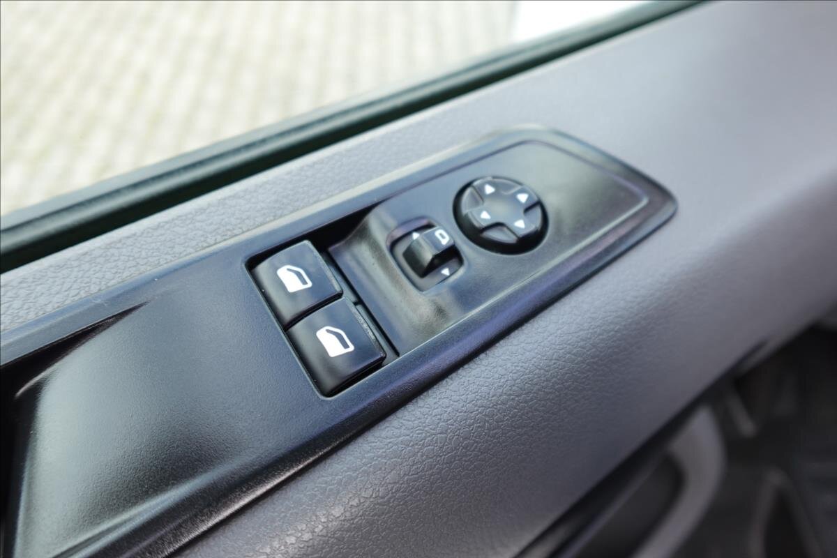 Opel Vivaro Ostatní 1,5 l 75 kw