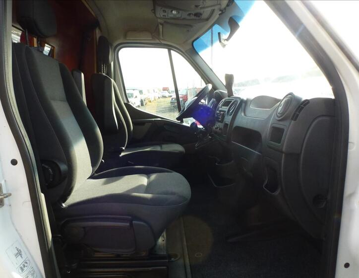 Renault Master 34