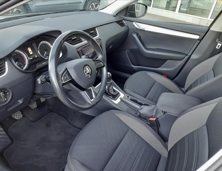 Škoda Octavia Liftback 999,0 85 kw