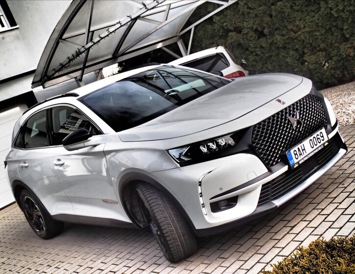 DS Automobiles DS7 Crossback 3