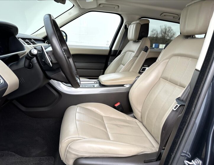 Land Rover Range Rover SUV 4,4 l 250 kw