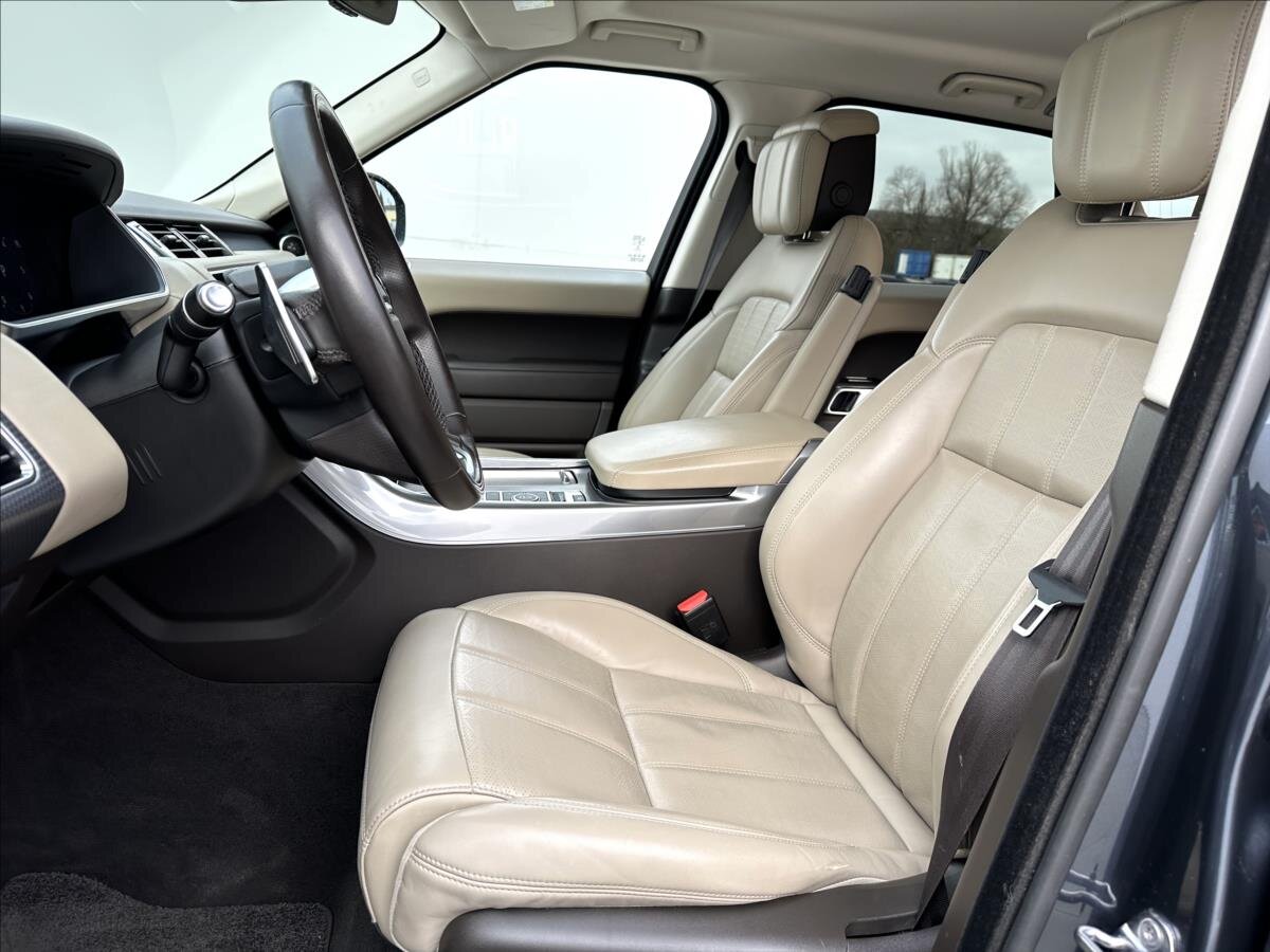 Land Rover Range Rover SUV 4,4 l 250 kw