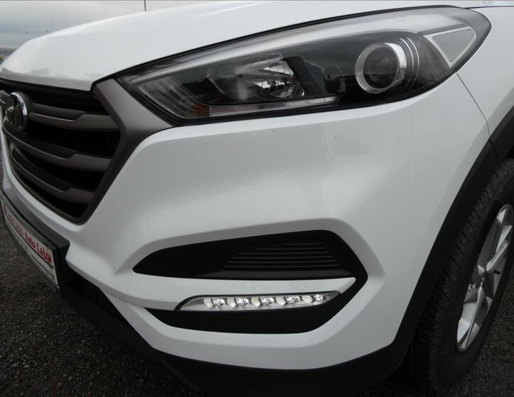 Hyundai Tucson 4