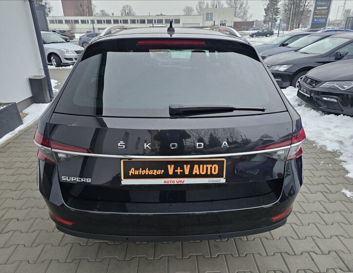 Škoda Superb Kombi 2,0 l 110 kw