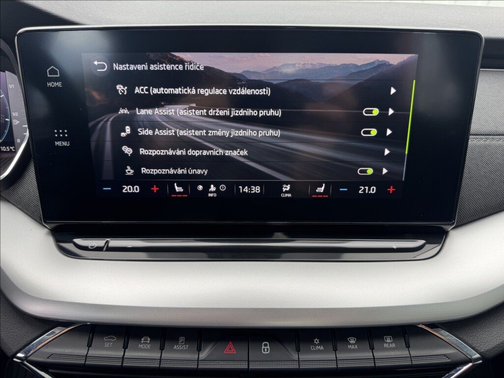 Škoda Octavia Sedan / Limuzína 1,5 l 110 kw