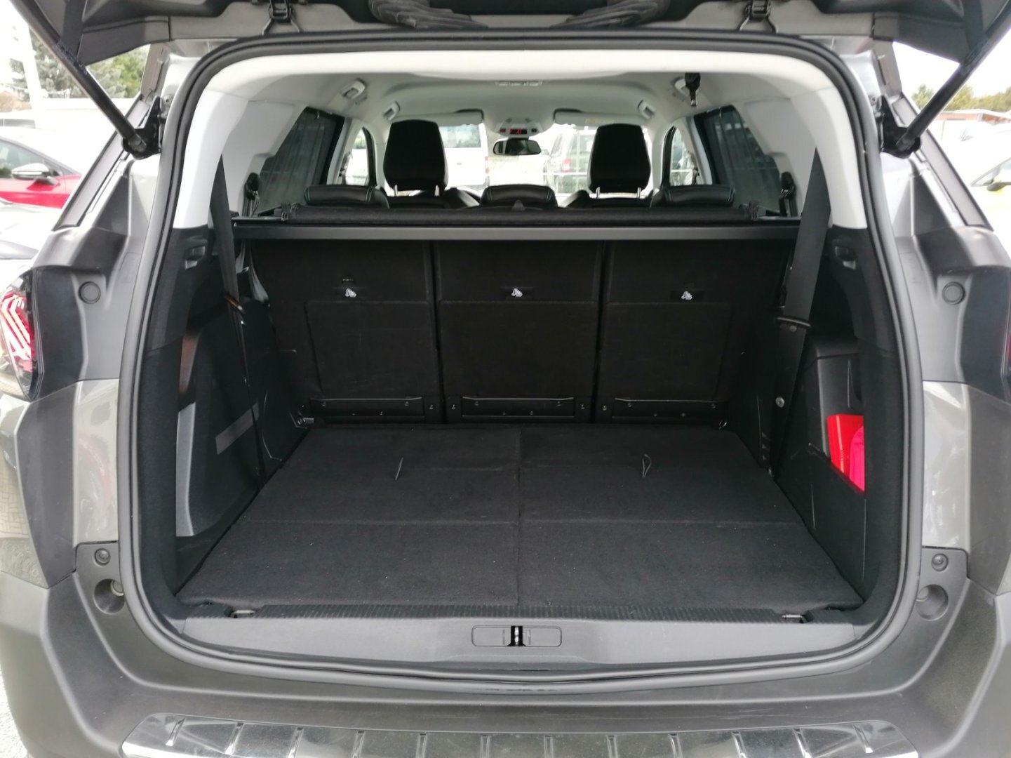 Peugeot 5008 SUV / Terénní 1,5 l 96 kw