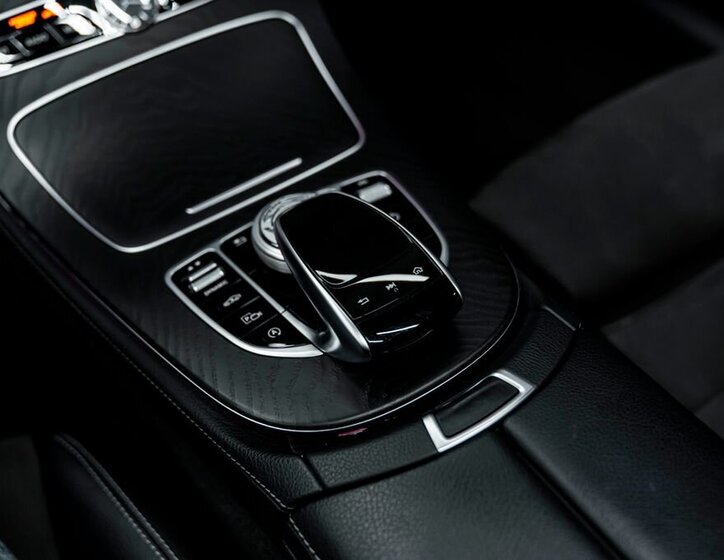 Mercedes-Benz Třídy E 13