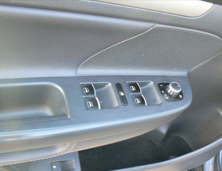 Volkswagen Golf Hatchback 1,4 l 59 kw