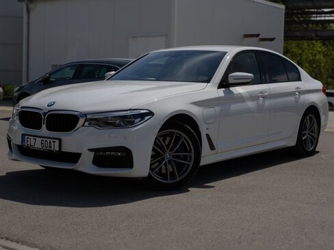 BMW Řada 5 Sedan / Limuzína 2,0 l 185 kw
