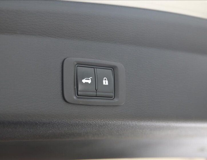 Mitsubishi Outlander SUV / Terénní 2,4 l 162 kw