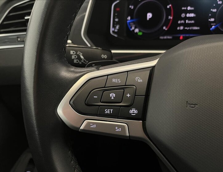 Volkswagen Tiguan 18