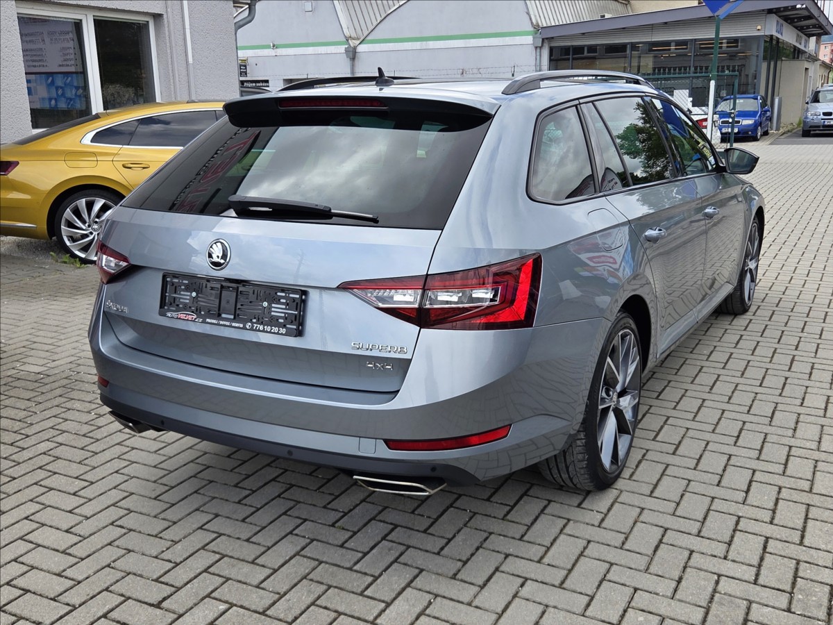 Škoda Superb