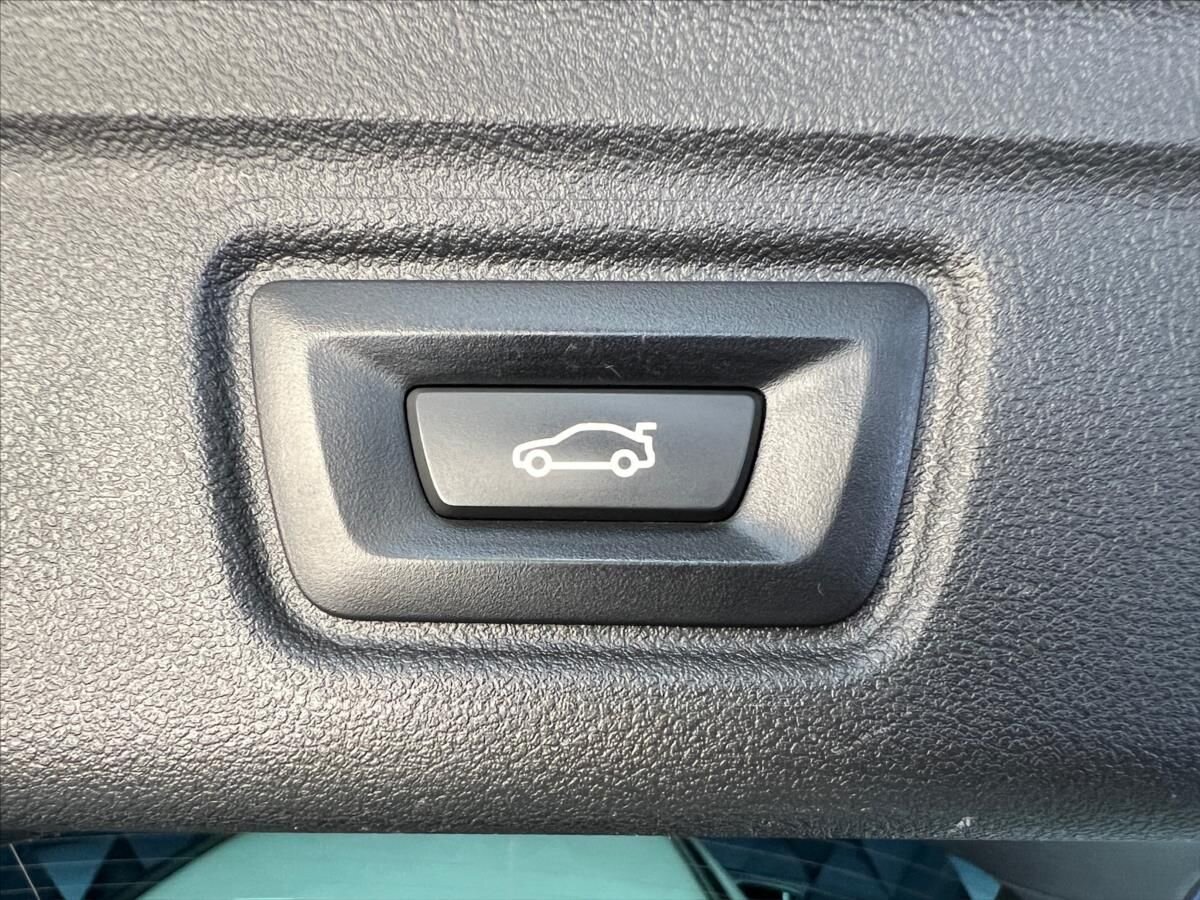 BMW Řada 3 Kombi 2,0 l 140 kw