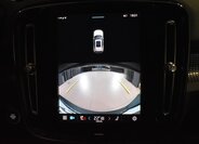 Volvo XC40 SUV / Terénní 2,0 l 145 kw