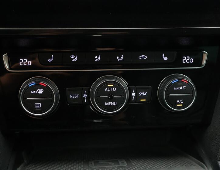 Volkswagen Passat 31