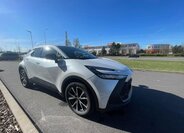 Toyota C-HR SUV / Terénní 2,0 l 112 kw