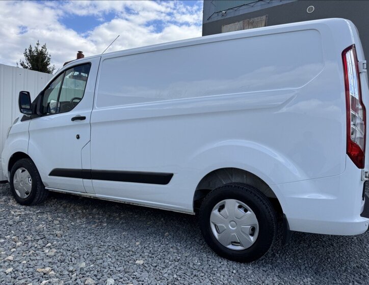 Ford Transit Custom Skříň 2,0 l 77 kw