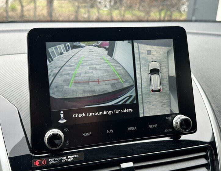 Mitsubishi Eclipse Cross Kombi 2,4 l 138 kw