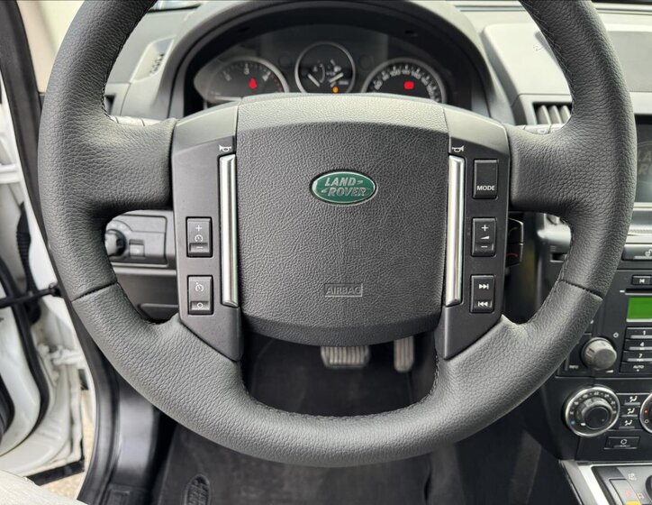 Land Rover Freelander SUV / Terénní 2,2 l 140 kw